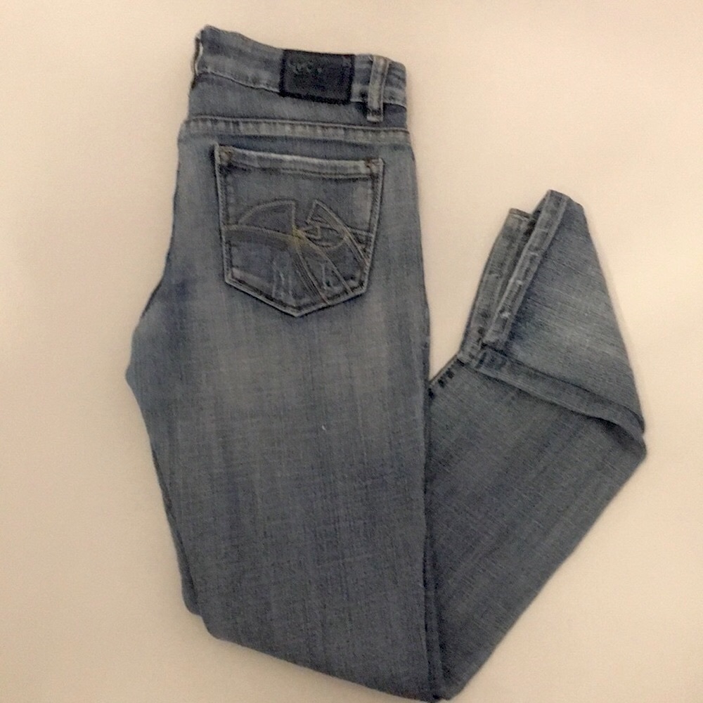 2/$18 Chip and Pepper Distressed Skinny Jeans Sz 5